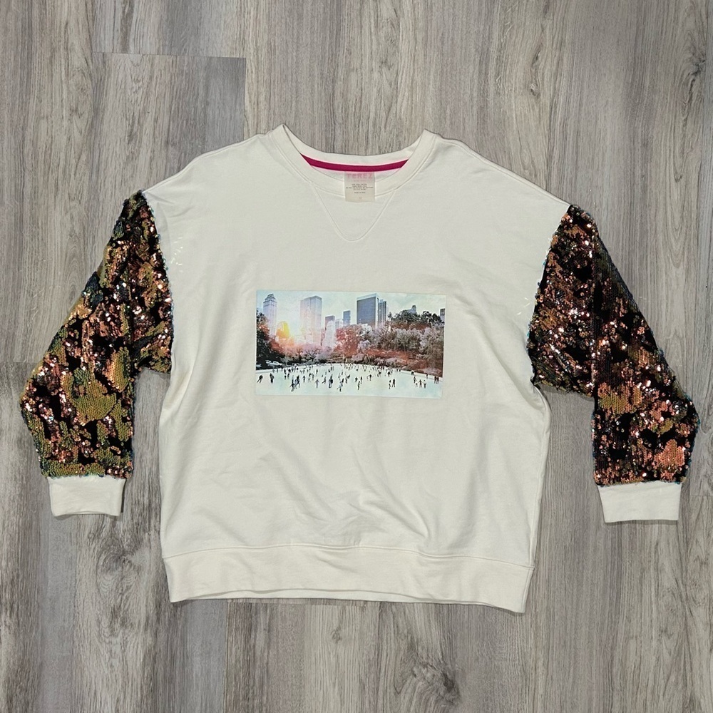 NEW Terez Crewneck Sweatshirt Central Park Ice Rink Graphic Sequin Sleeve Size M